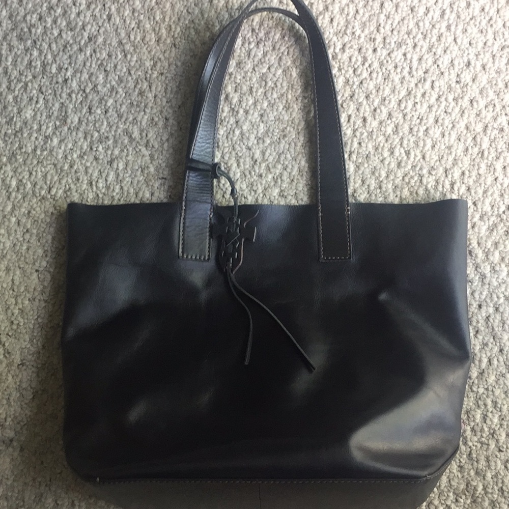 Frye Carson Tote
